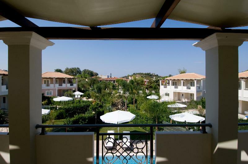 Mamfredas Luxury Resort Plános Extérieur photo
