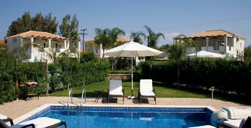 Mamfredas Luxury Resort Plános Extérieur photo