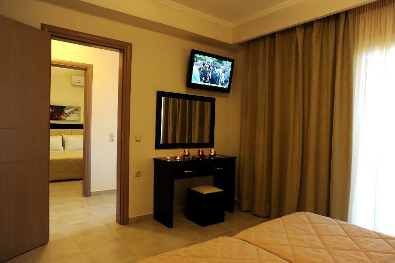 Mamfredas Luxury Resort Plános Extérieur photo